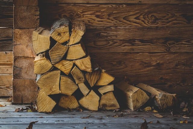 the-ins-and-outs-of-using-firewood-to-heat-your-home