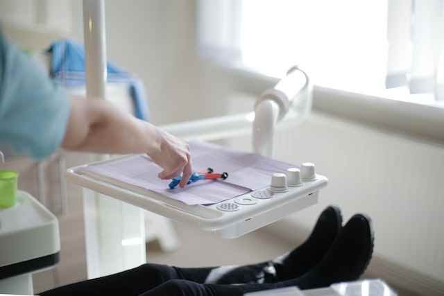 A doctor doing Urgent Care of a patient